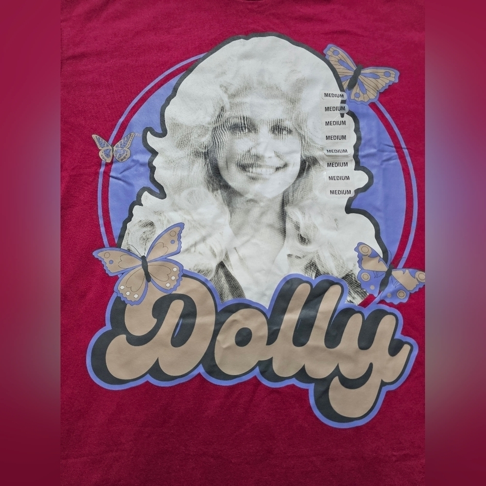 Dolly Parton Butterfly Grapic Tee In Size Medium. New With Tags! - Picture 3 of 5